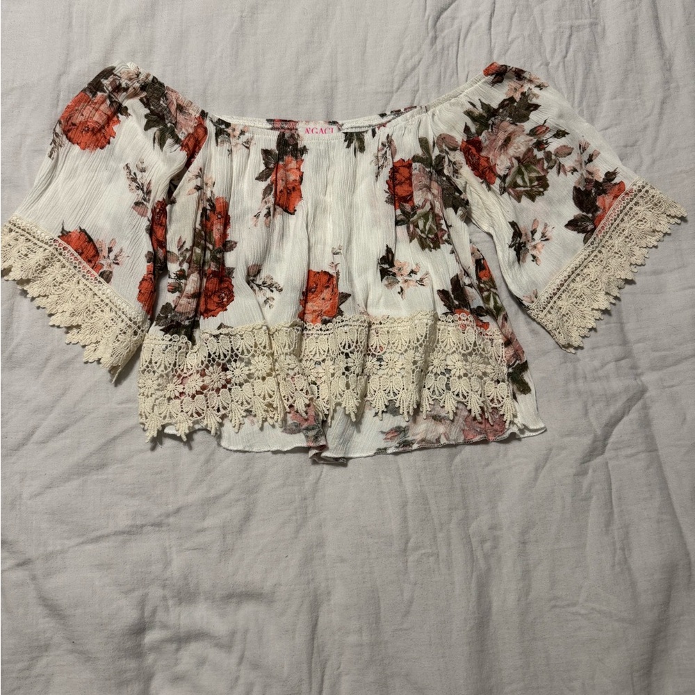 a'gaci Floral Off-Shoulder Crop Top with Lace